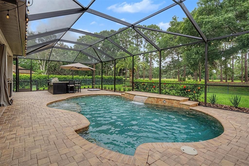 For Sale: $1,275,000 (5 beds, 3 baths, 3672 Square Feet)