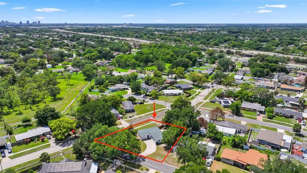 Active With Contract: $275,000 (3 beds, 1 baths, 1138 Square Feet)