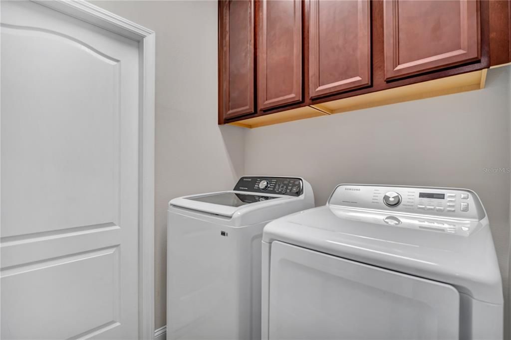 For Sale: $500,000 (4 beds, 3 baths, 2475 Square Feet)