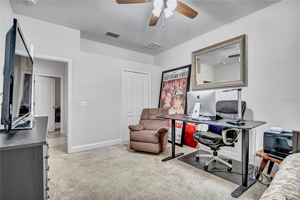 For Sale: $500,000 (4 beds, 3 baths, 2475 Square Feet)