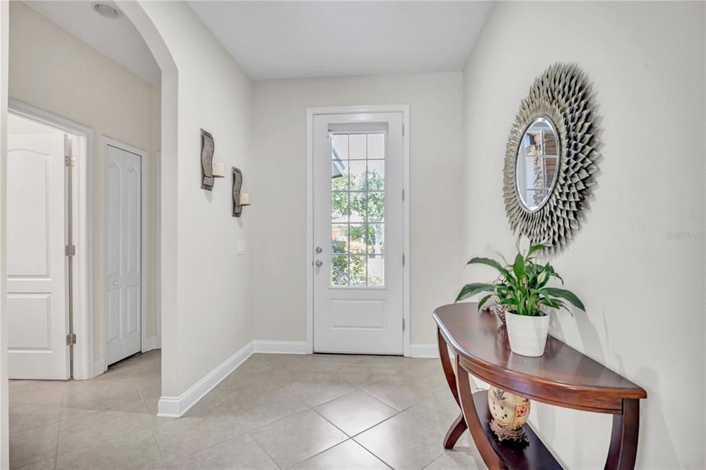 For Sale: $500,000 (4 beds, 3 baths, 2475 Square Feet)