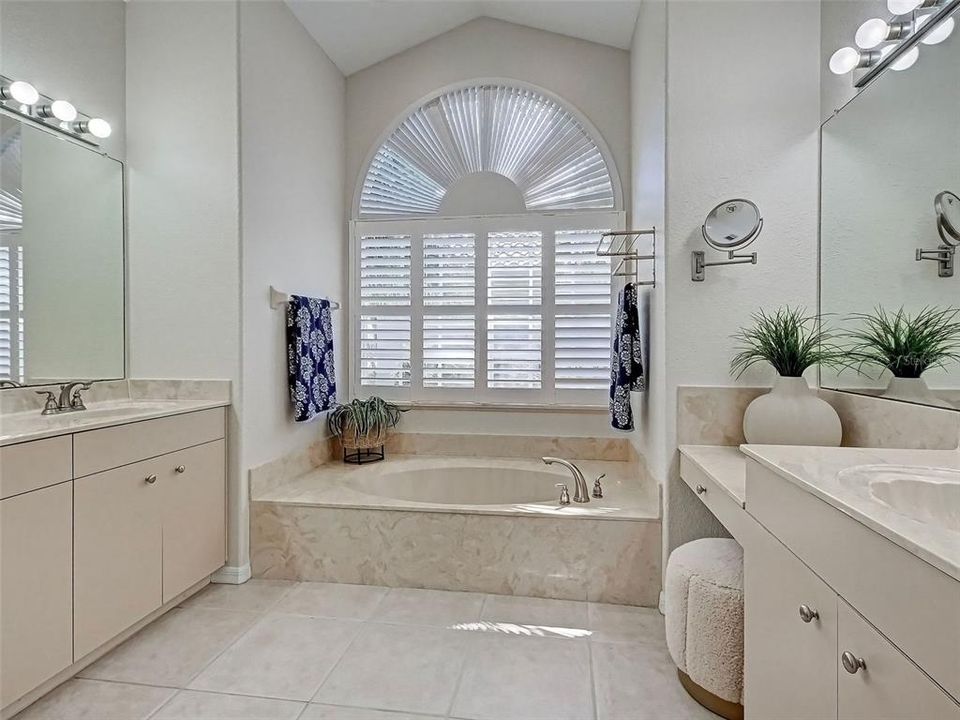 For Sale: $430,000 (3 beds, 2 baths, 2351 Square Feet)