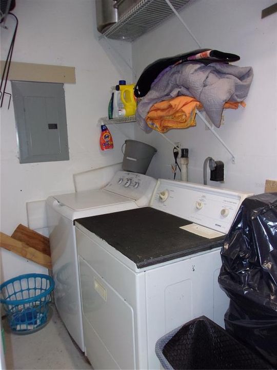 En Venta: $250,000 (3 camas, 2 baños, 1272 Pies cuadrados)