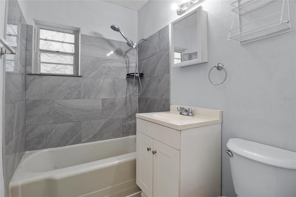 En Venta: $279,900 (2 camas, 1 baños, 720 Pies cuadrados)
