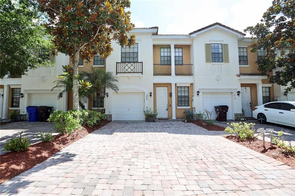 For Sale: $270,000 (4 beds, 3 baths, 1606 Square Feet)
