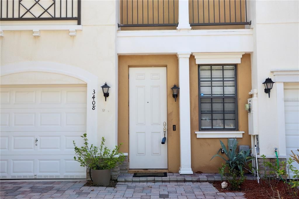 For Sale: $270,000 (4 beds, 3 baths, 1606 Square Feet)