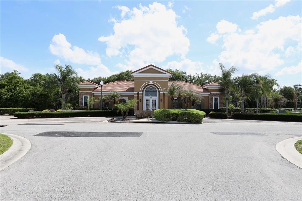 For Sale: $270,000 (4 beds, 3 baths, 1606 Square Feet)
