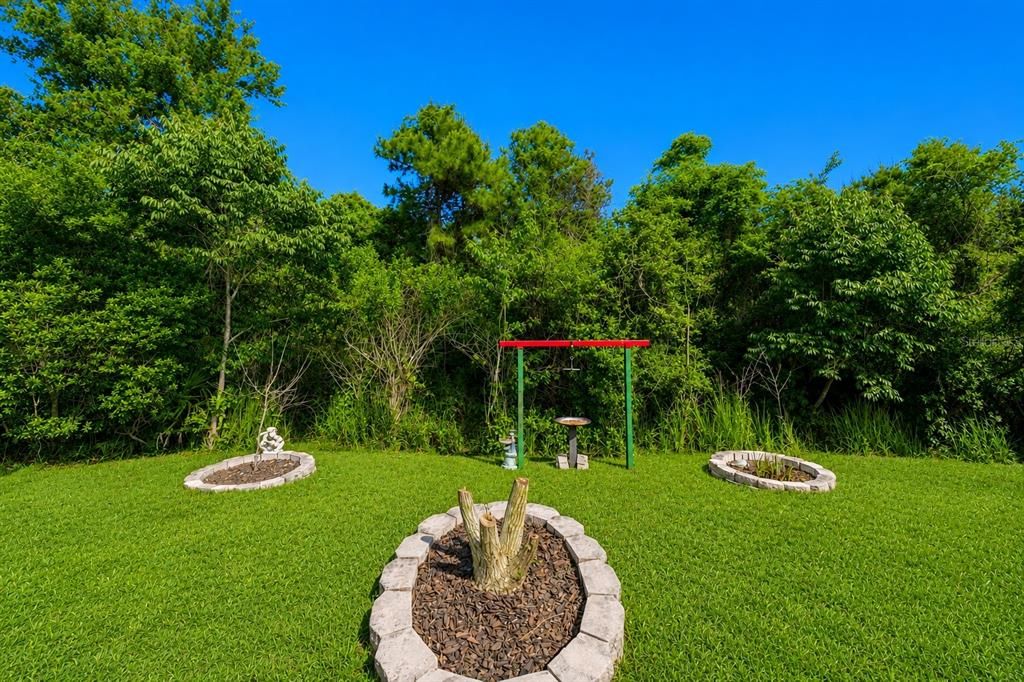 For Sale: $415,000 (3 beds, 2 baths, 1692 Square Feet)