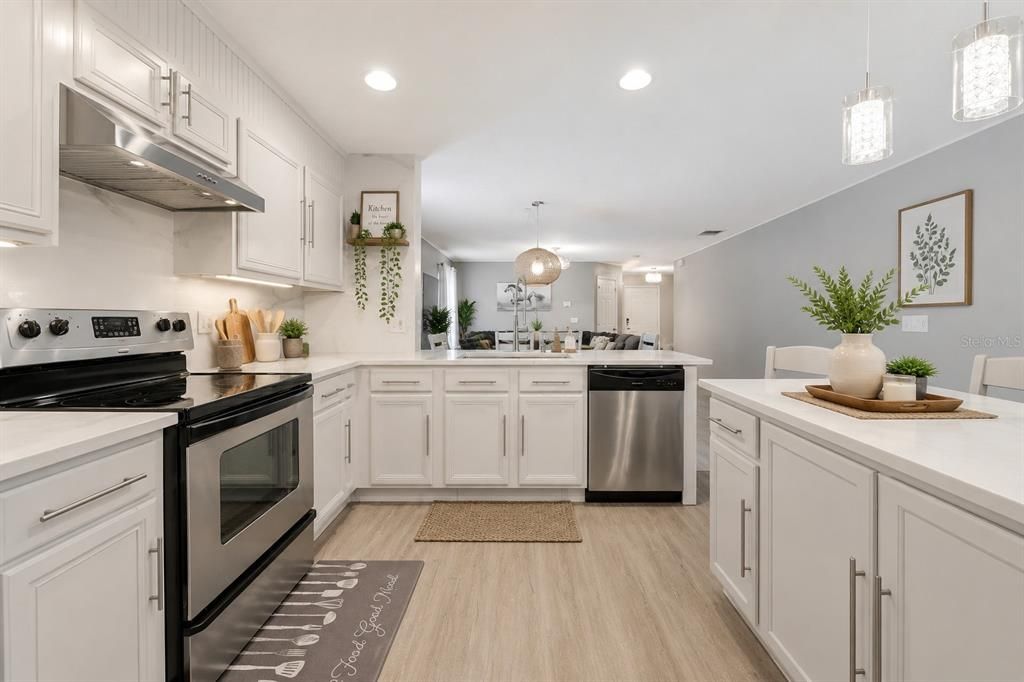 For Sale: $415,000 (3 beds, 2 baths, 1692 Square Feet)