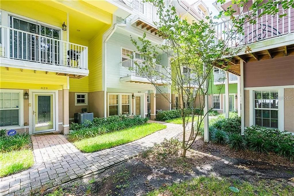 На продажу: $624,900 (3 спален, 2 ванн, 1878 Квадратных фут)