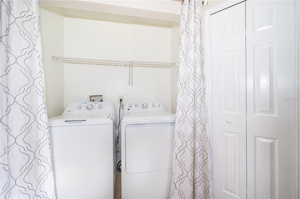 For Sale: $199,900 (2 beds, 2 baths, 1347 Square Feet)