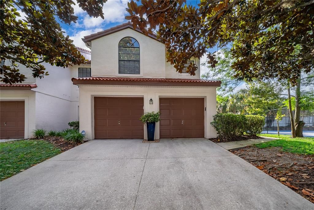 For Sale: $199,900 (2 beds, 2 baths, 1347 Square Feet)