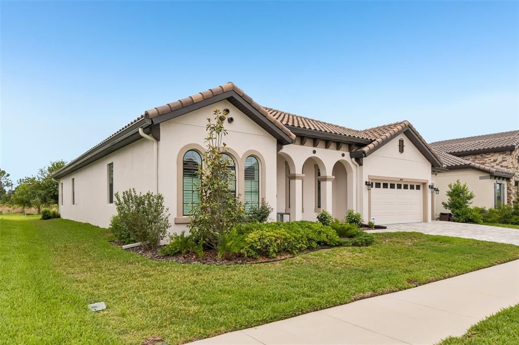 En Venta: $844,900 (4 camas, 3 baños, 3189 Pies cuadrados)