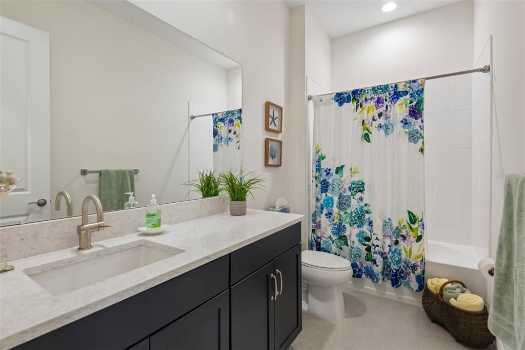 En Venta: $844,900 (4 camas, 3 baños, 3189 Pies cuadrados)