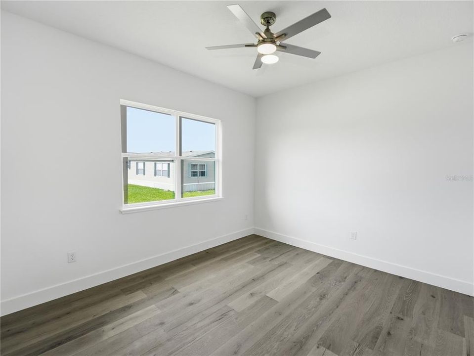 En Venta: $799,000 (4 camas, 2 baños, 2527 Pies cuadrados)