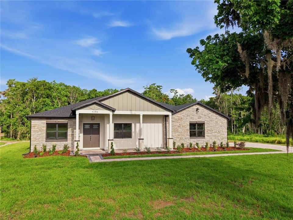 En Venta: $799,000 (4 camas, 2 baños, 2527 Pies cuadrados)