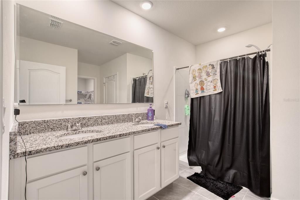 For Sale: $329,000 (4 beds, 2 baths, 1836 Square Feet)