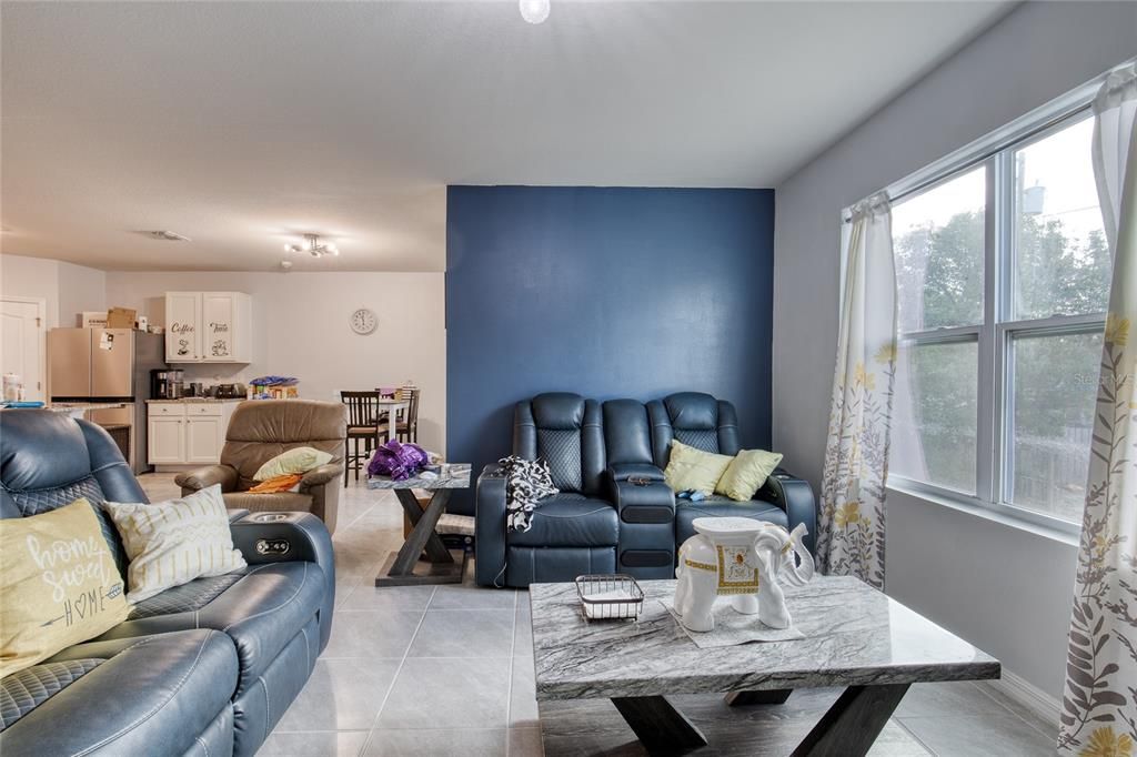 For Sale: $329,000 (4 beds, 2 baths, 1836 Square Feet)