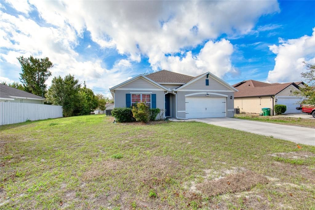 For Sale: $329,000 (4 beds, 2 baths, 1836 Square Feet)