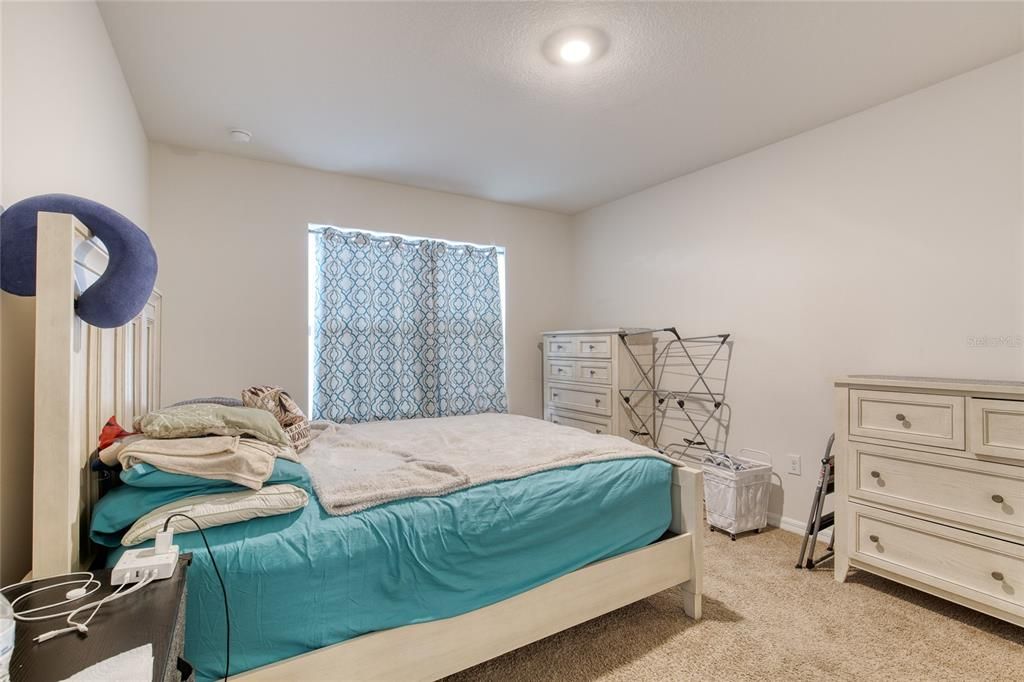 For Sale: $329,000 (4 beds, 2 baths, 1836 Square Feet)