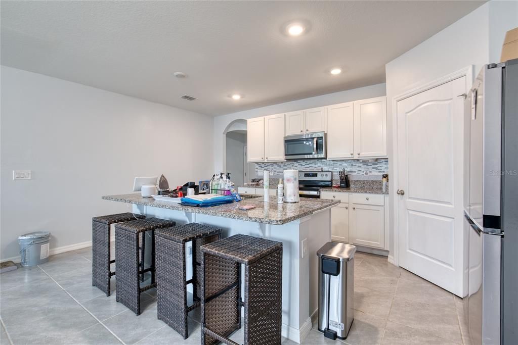 For Sale: $329,000 (4 beds, 2 baths, 1836 Square Feet)