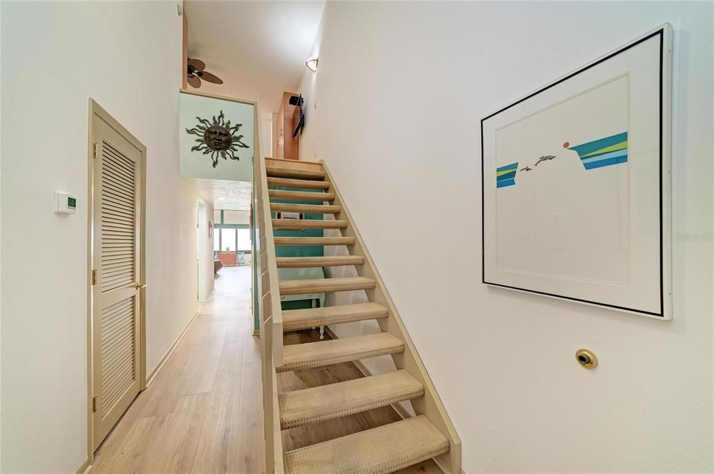 For Sale: $725,000 (2 beds, 2 baths, 1349 Square Feet)