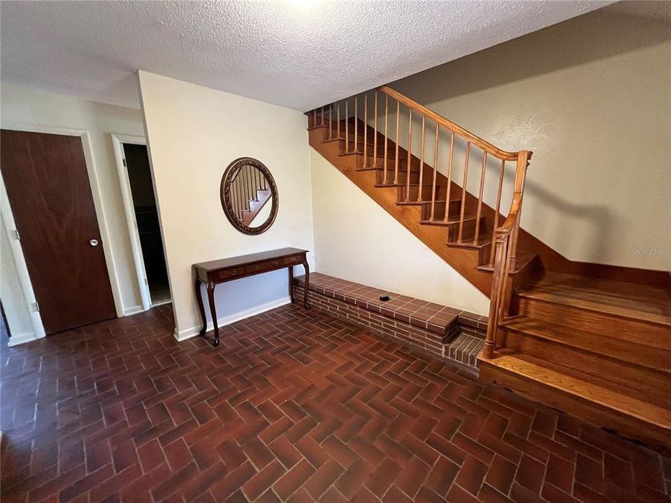 В аренду: $2,800 (4 спален, 3 ванн, 2490 Квадратных фут)