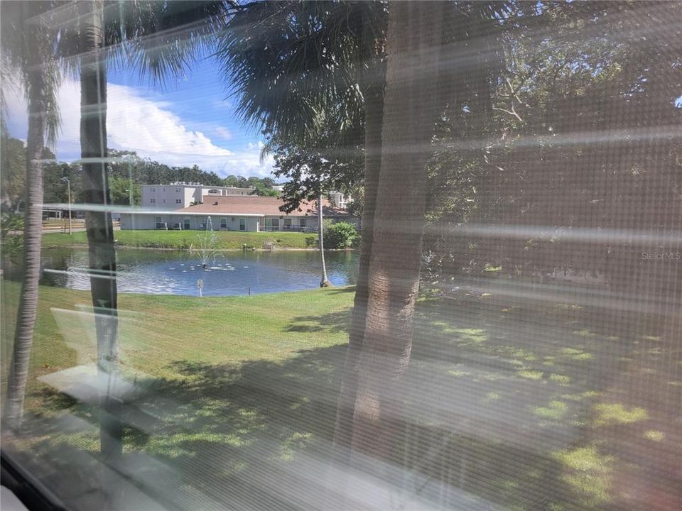 For Rent: $1,900 (2 beds, 2 baths, 934 Square Feet)