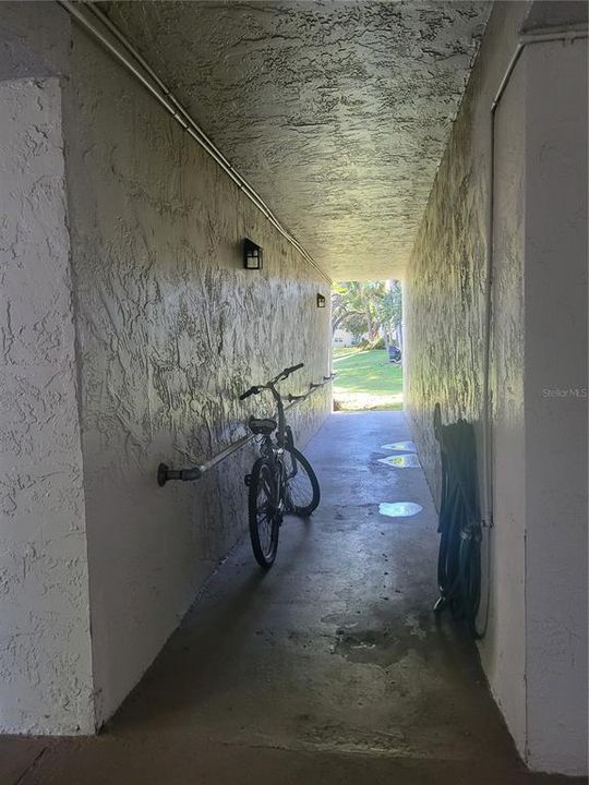 For Rent: $1,900 (2 beds, 2 baths, 934 Square Feet)