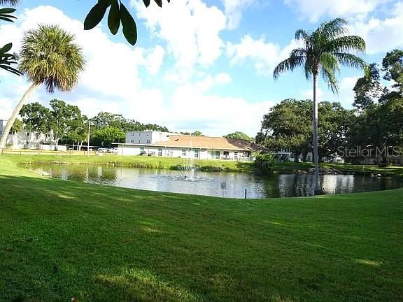 For Rent: $1,900 (2 beds, 2 baths, 934 Square Feet)