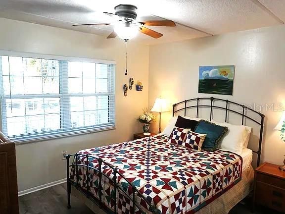 For Rent: $1,900 (2 beds, 2 baths, 934 Square Feet)