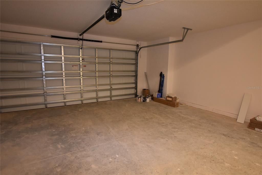 For Rent: $2,900 (5 beds, 3 baths, 2858 Square Feet)