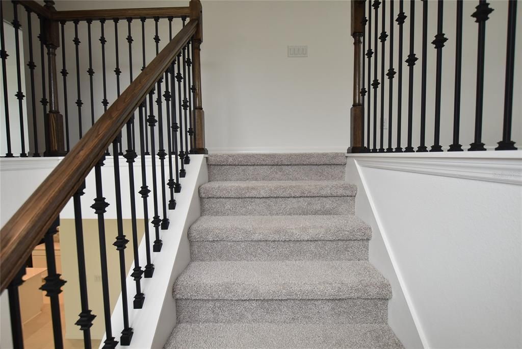 For Rent: $2,900 (5 beds, 3 baths, 2858 Square Feet)