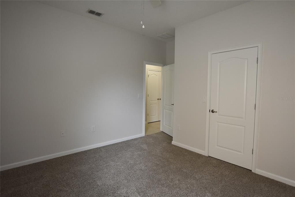 For Rent: $2,900 (5 beds, 3 baths, 2858 Square Feet)