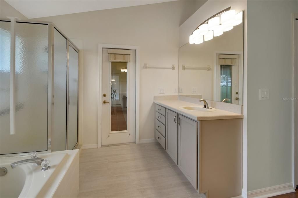 For Sale: $409,000 (3 beds, 2 baths, 2014 Square Feet)
