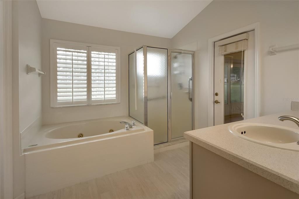 For Sale: $409,000 (3 beds, 2 baths, 2014 Square Feet)