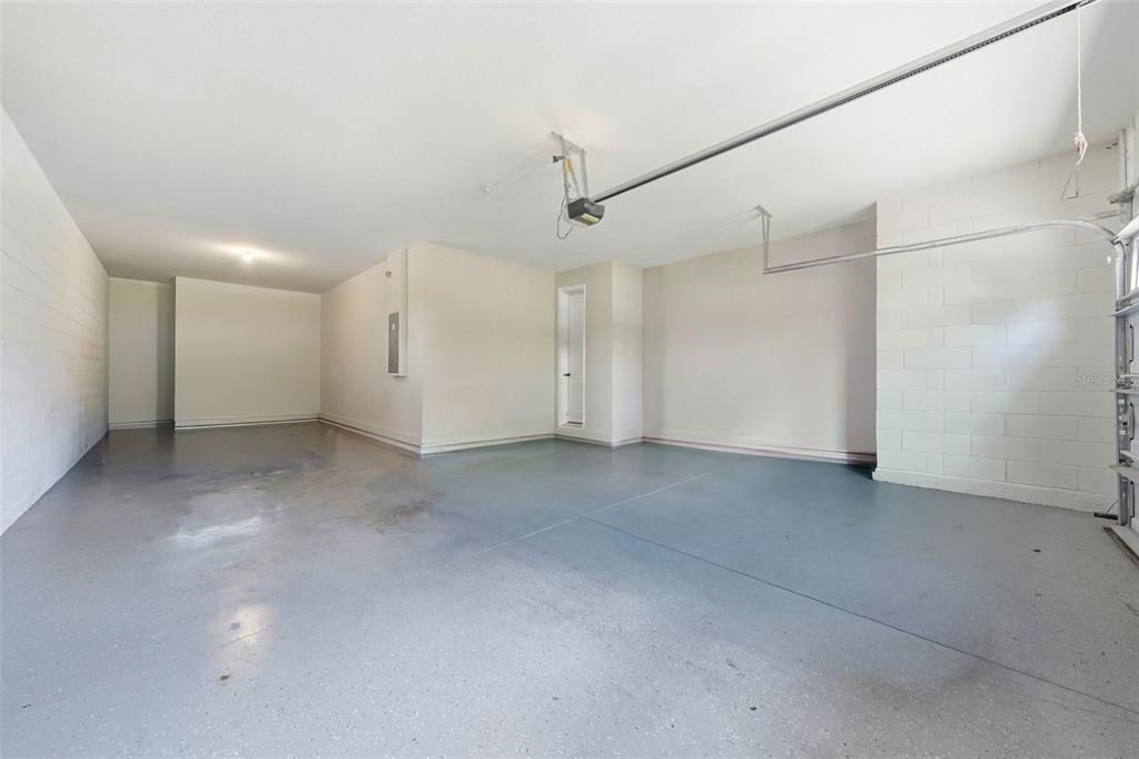For Sale: $1,369,000 (4 beds, 4 baths, 3634 Square Feet)