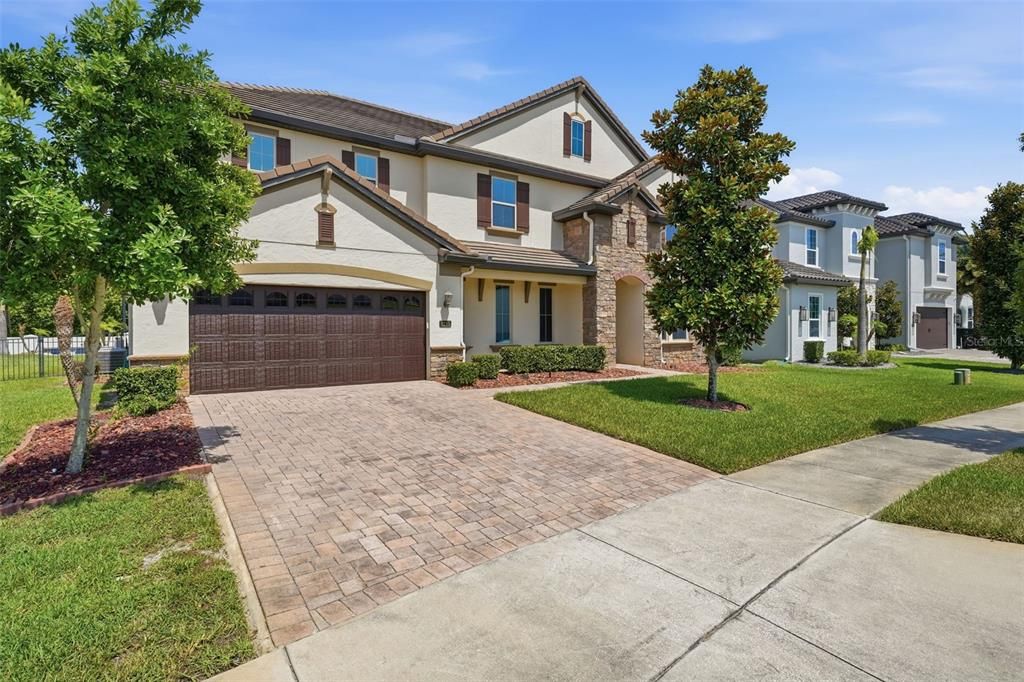 For Sale: $1,369,000 (4 beds, 4 baths, 3634 Square Feet)
