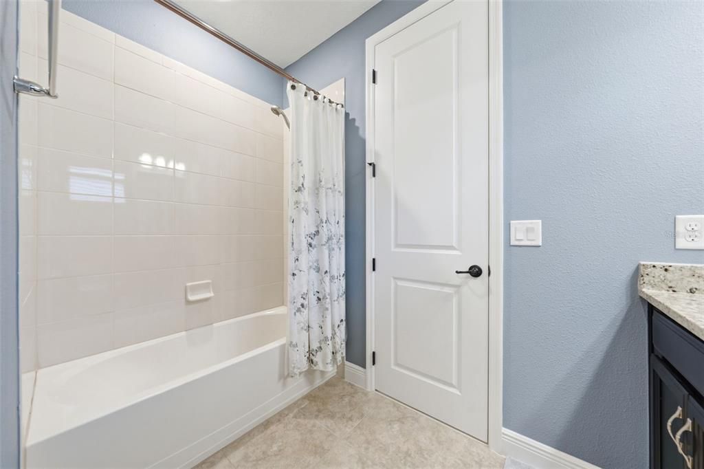 For Sale: $1,369,000 (4 beds, 4 baths, 3634 Square Feet)