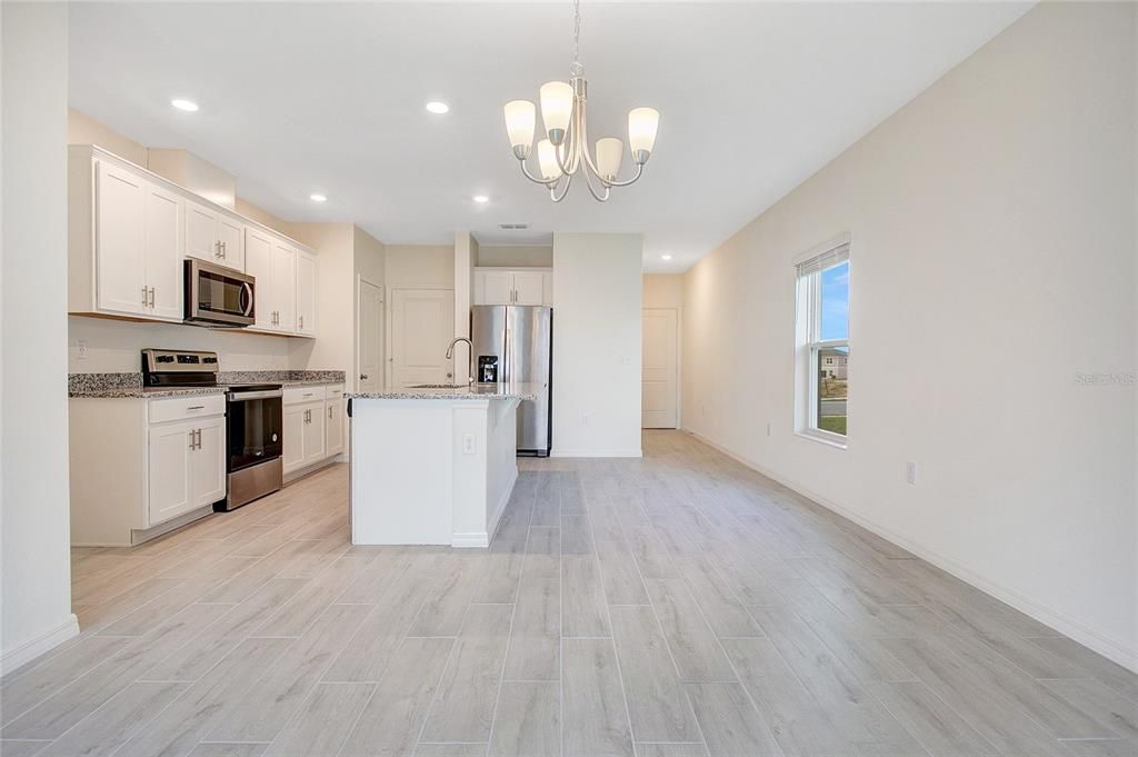 В аренду: $1,895 (3 спален, 2 ванн, 1505 Квадратных фут)