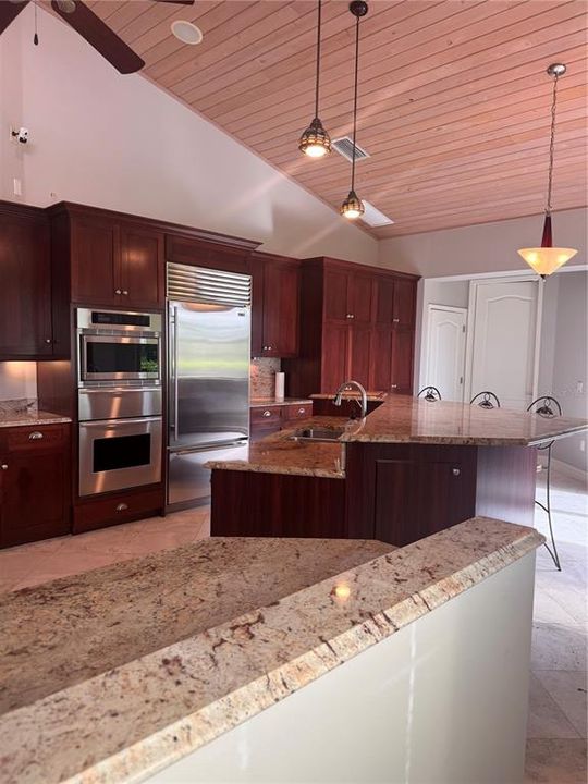 En Venta: $1,650,000 (3 camas, 4 baños, 3532 Pies cuadrados)