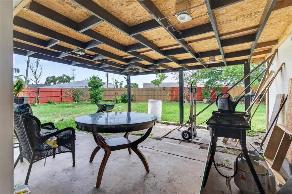 En Venta: $415,000 (4 camas, 2 baños, 1538 Pies cuadrados)