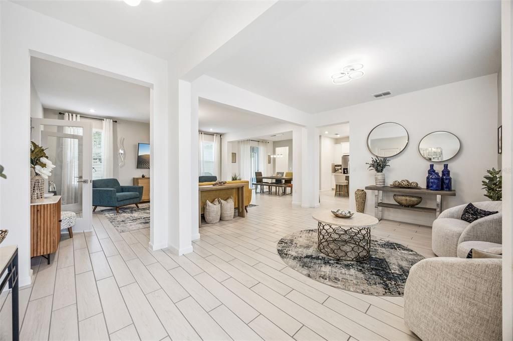 En Venta: $775,000 (4 camas, 2 baños, 2945 Pies cuadrados)