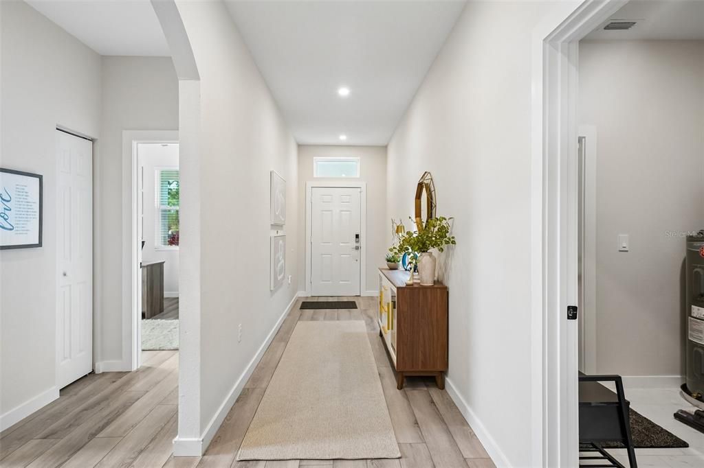 En Venta: $695,000 (4 camas, 2 baños, 2154 Pies cuadrados)