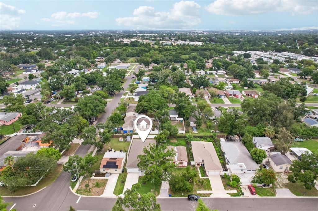 En Venta: $695,000 (4 camas, 2 baños, 2154 Pies cuadrados)