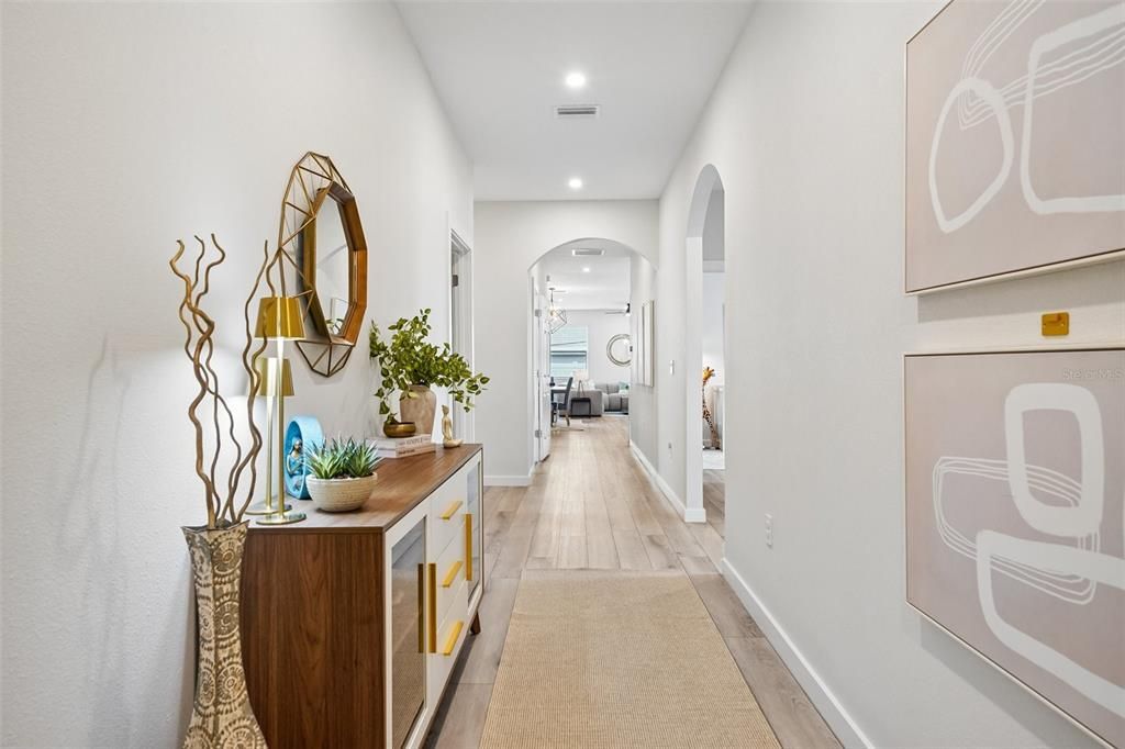 En Venta: $695,000 (4 camas, 2 baños, 2154 Pies cuadrados)