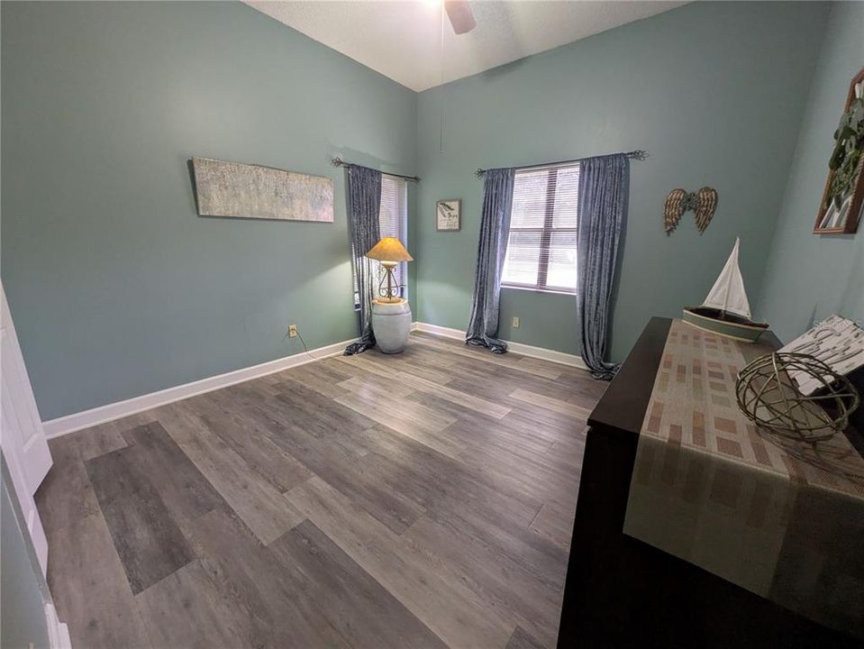В аренду: $2,800 (3 спален, 2 ванн, 1781 Квадратных фут)