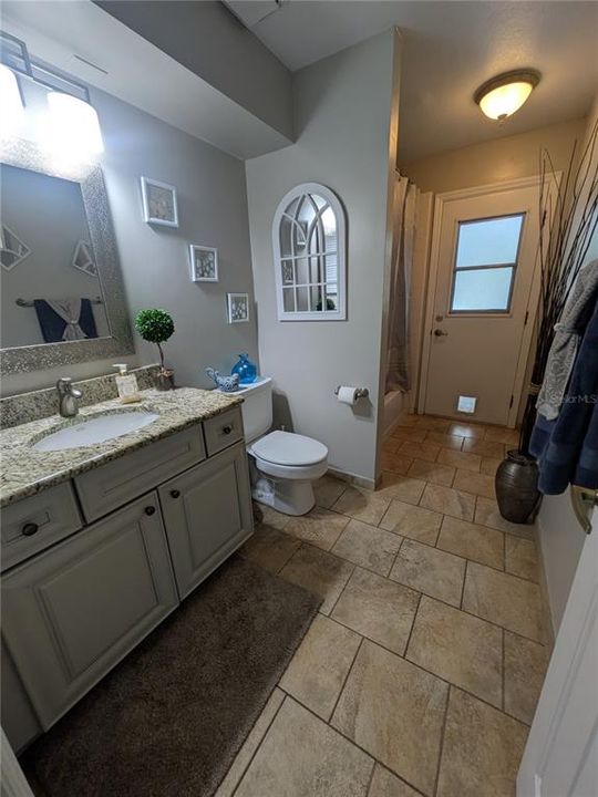 В аренду: $2,800 (3 спален, 2 ванн, 1781 Квадратных фут)