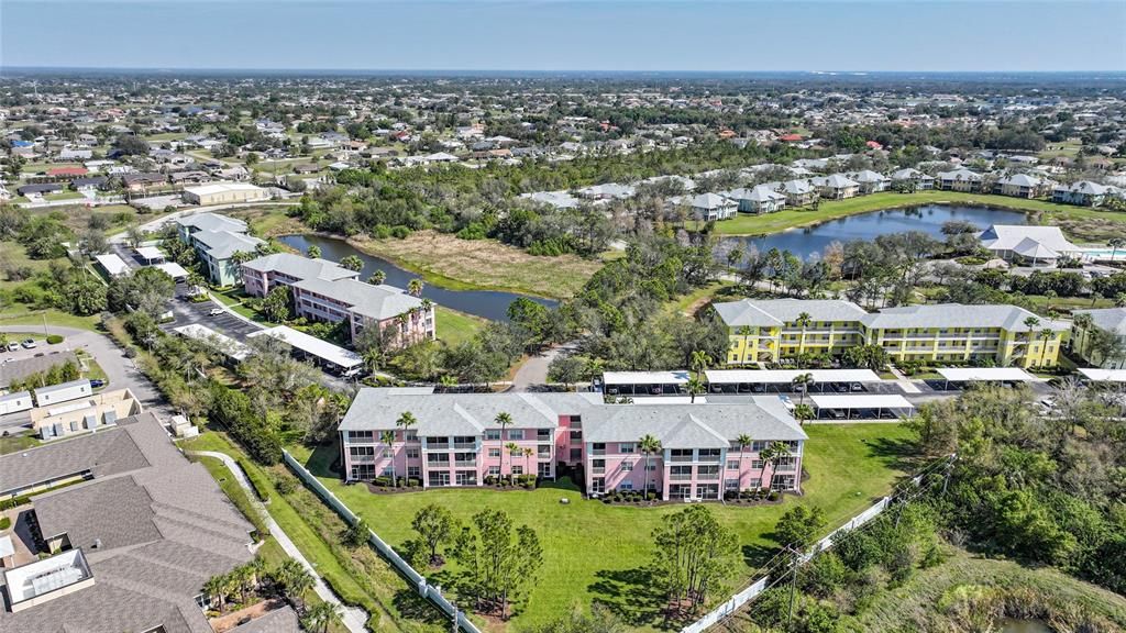 En Venta: $139,800 (2 camas, 2 baños, 924 Pies cuadrados)
