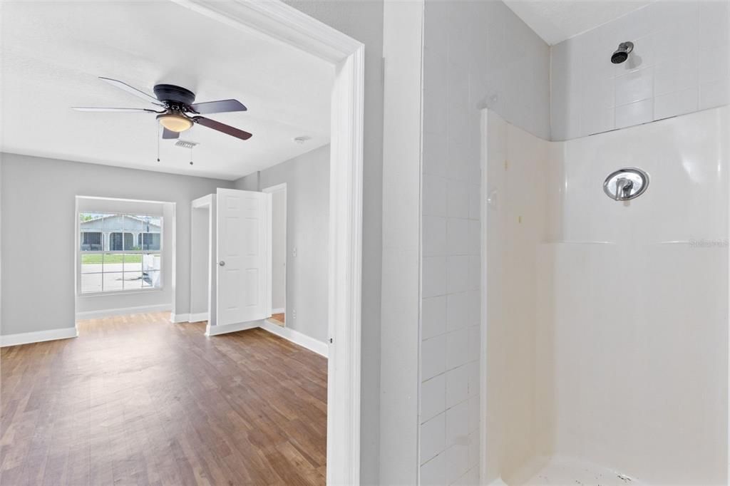 For Sale: $339,000 (4 beds, 2 baths, 1866 Square Feet)